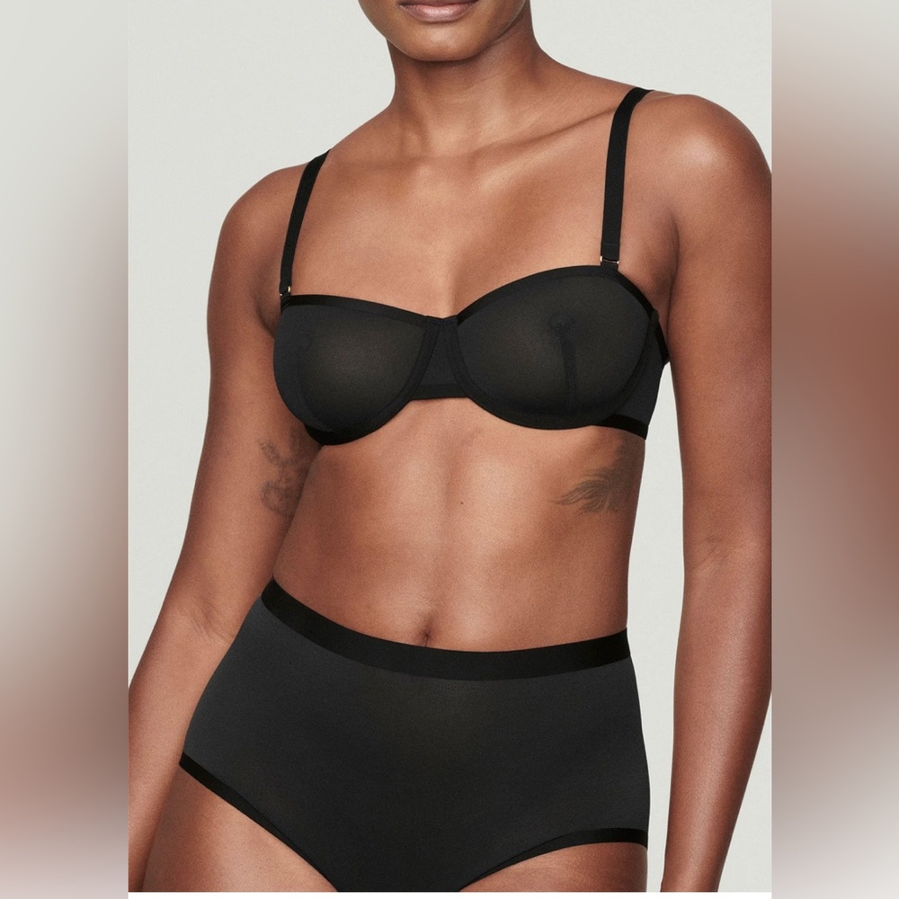 CUUP Balconette Bra and High Waist Mesh lingerie set in black